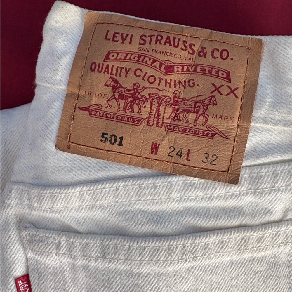 Levi’s 501 - White Pair Button Fly vintage 90s jeans